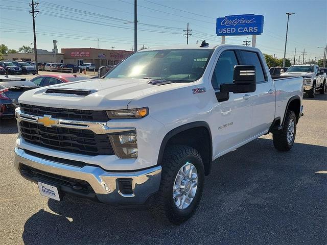Photo of 2024 Summit White Chevrolet Silverado 2500