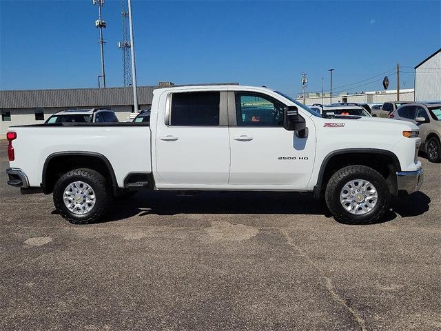Photo of 2024 Summit White Chevrolet Silverado 2500