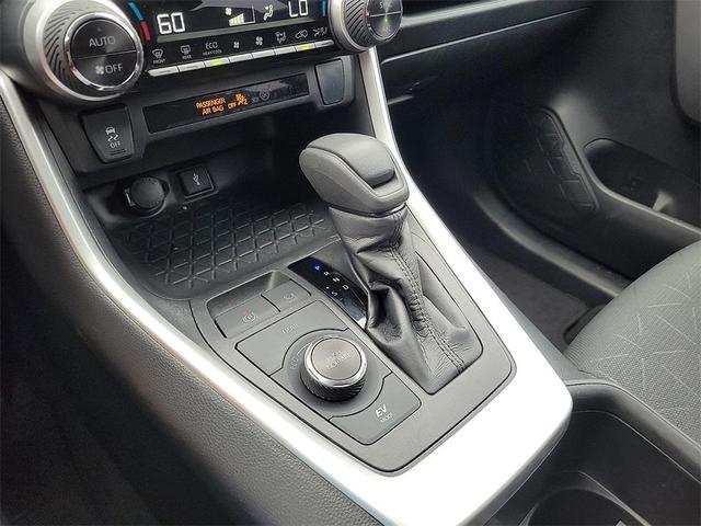 Photo of 2022 Silver Toyota RAV4 Hybrid