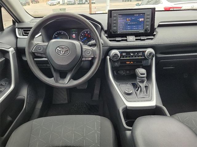 Photo of 2022 Silver Toyota RAV4 Hybrid
