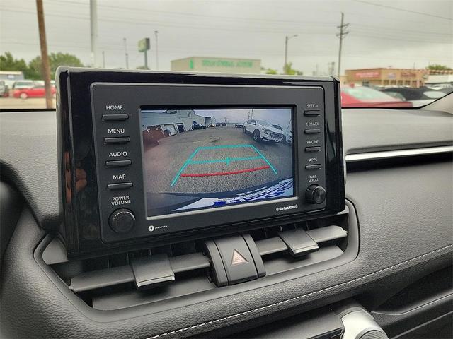 Photo of 2022 Silver Toyota RAV4 Hybrid