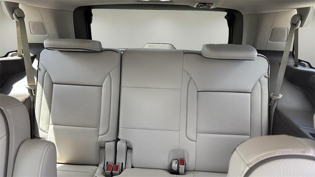 Photo of 2021 Summit White GMC Yukon