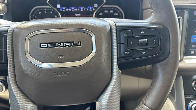 Photo of 2021 Summit White GMC Yukon