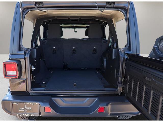 Photo of 2019 Black Clearcoat Jeep Wrangler Unlimited
