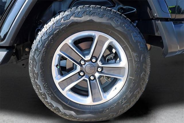 Photo of 2019 Black Clearcoat Jeep Wrangler Unlimited