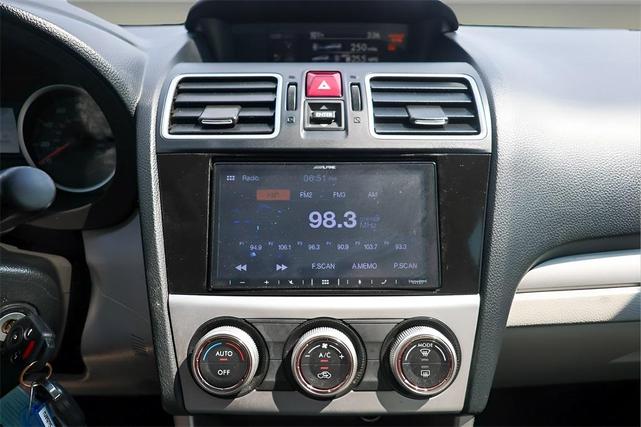 Photo of 2017 Jasmine Green Metallic Subaru Forester