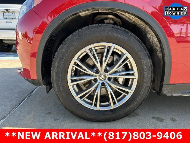 Photo of 2024 Rosso Alfa Romeo Stelvio