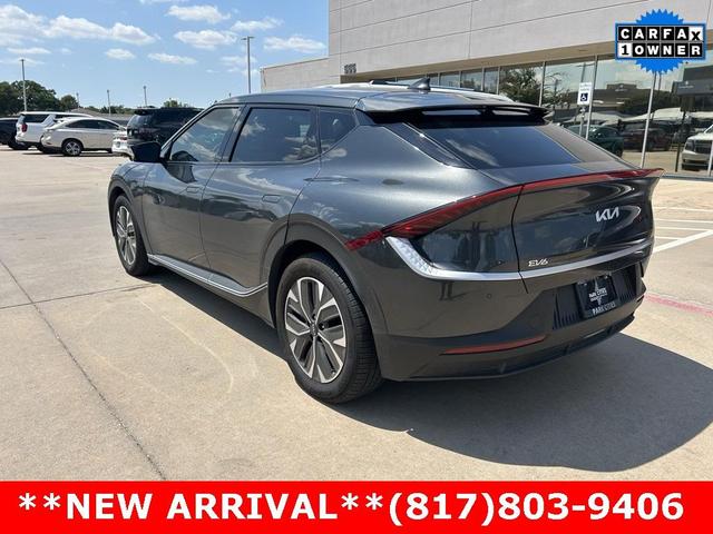 Photo of 2024 Gray Kia EV6