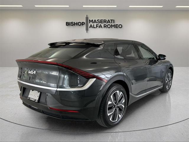 Photo of 2024 Gray Kia EV6