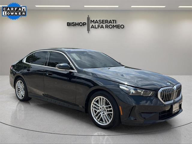 2024 BMW 530