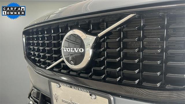 Photo of 2024 Thunder Gray Metallic Volvo S60