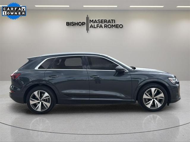 Photo of 2024 Manhattan Gray Metallic Audi Q8 e-tron