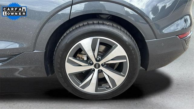 Photo of 2024 Manhattan Gray Metallic Audi Q8 e-tron