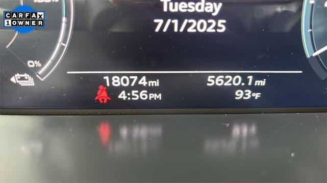 Photo of 2024 Manhattan Gray Metallic Audi Q8 e-tron