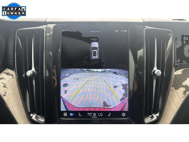 Photo of 2022 Fusion Red Metallic Volvo XC60