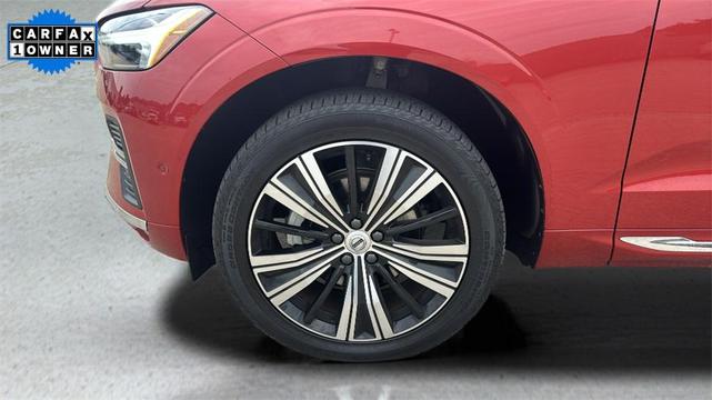 Photo of 2022 Fusion Red Metallic Volvo XC60