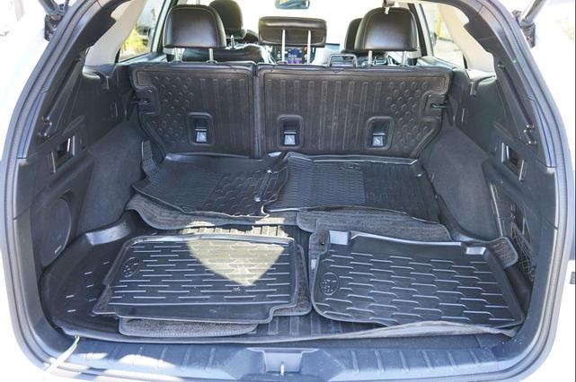 Photo of 2022 Crystal White Pearl Subaru Outback