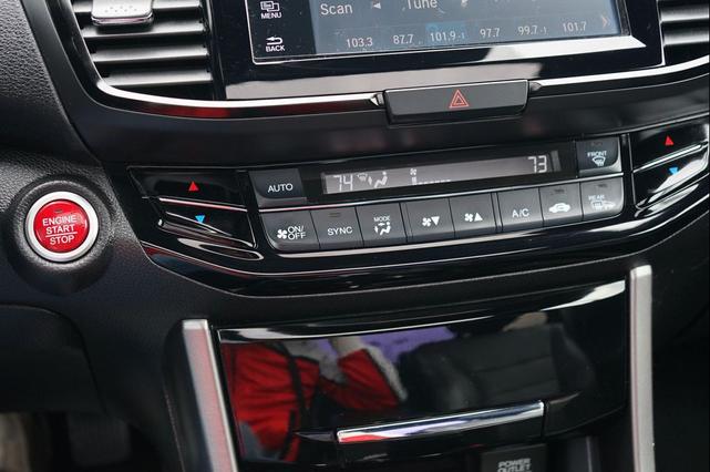 Photo of 2016  Honda Accord