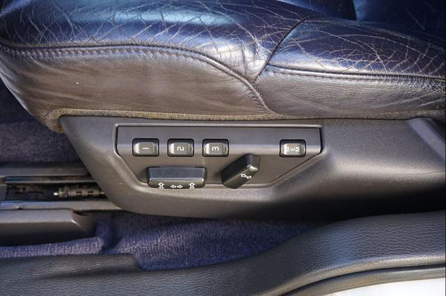 Photo of 2006 Electric Silver Metallic Volvo S60