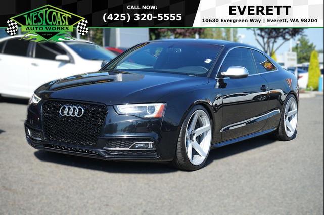 Photo of 2014 black Audi S5