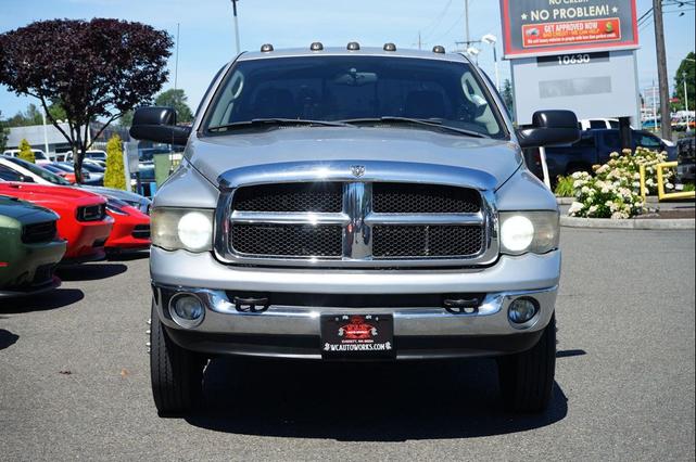 Photo of 2005 Deep Molten Red Pearlcoat/Bright Silver Metallic Clearcoat Dodge Ram 3500