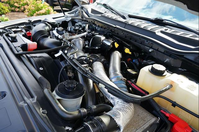 Photo of 2017 Oxford White Ford F-250