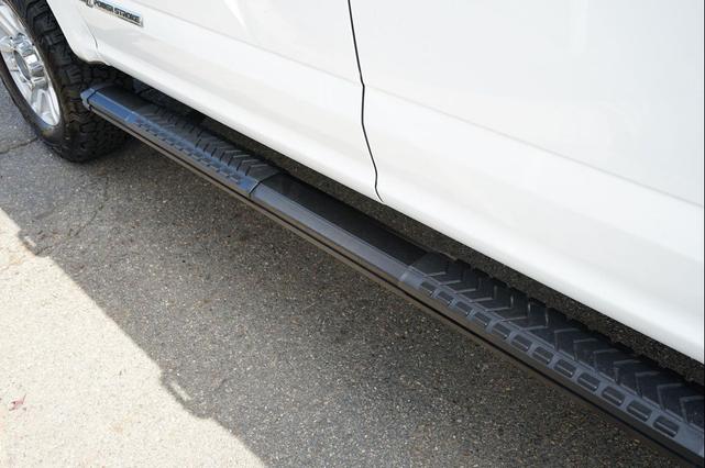 Photo of 2017 Oxford White Ford F-250