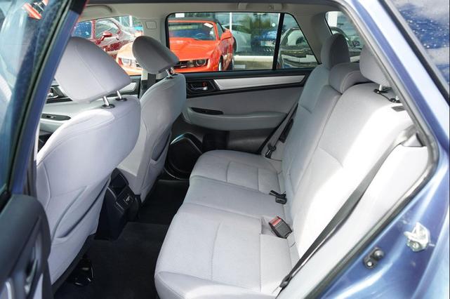 Photo of 2018 blue Subaru Outback