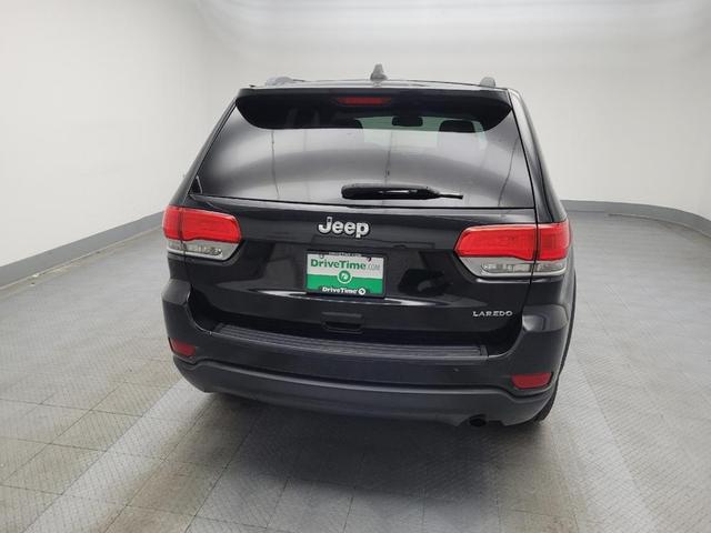 Photo of 2015 Brilliant Black Crystal Pearlcoat Jeep Grand Cherokee