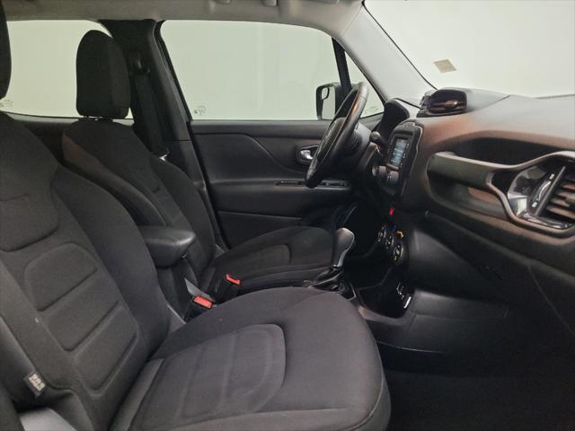 Photo of 2017 Black Jeep Renegade