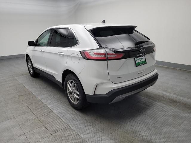 Photo of 2023 White Ford Edge