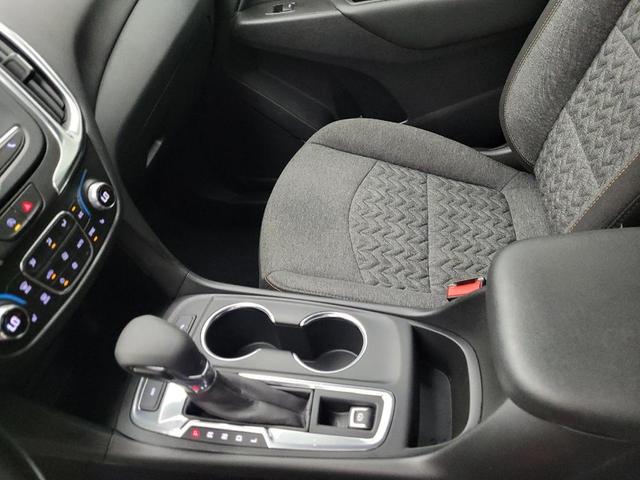 Photo of 2022 Iron Gray Metallic Chevrolet Equinox