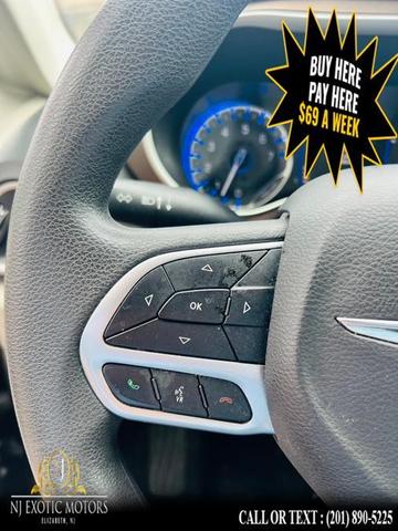 Photo of 2018 Black Chrysler Pacifica