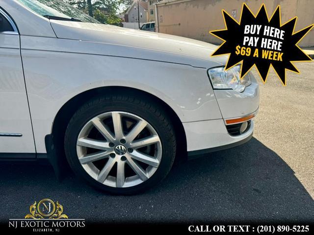 Photo of 2010 White Volkswagen Passat