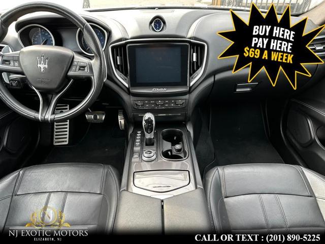 Photo of 2017 Tan Maserati Ghibli
