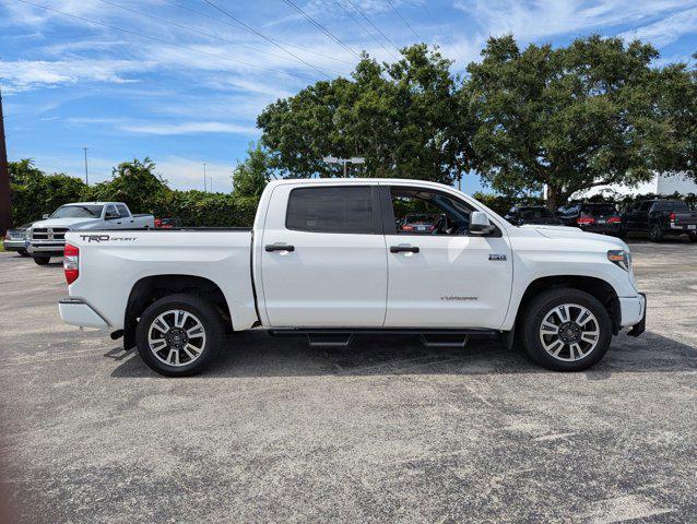 Photo of 2021 Super White Toyota Tundra