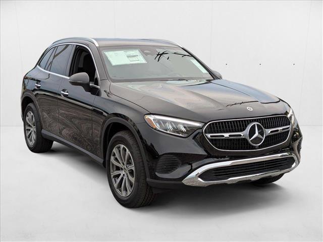 Photo of 2025 Black Mercedes-Benz GLC 300