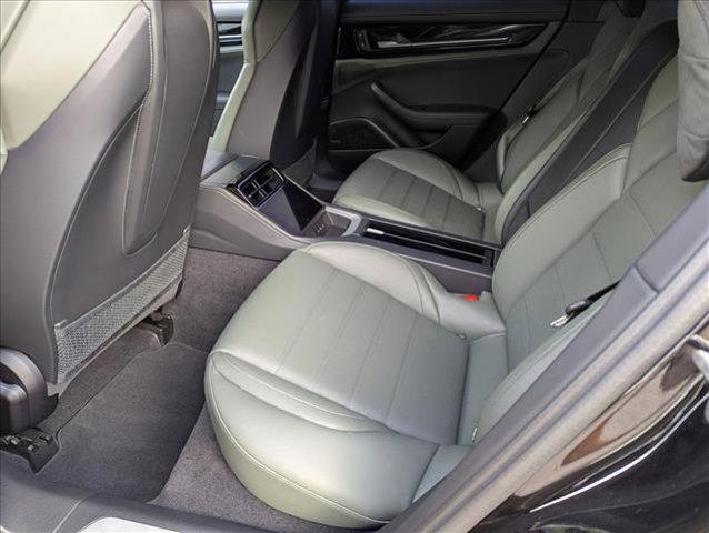 Photo of 2024 Black Porsche Panamera
