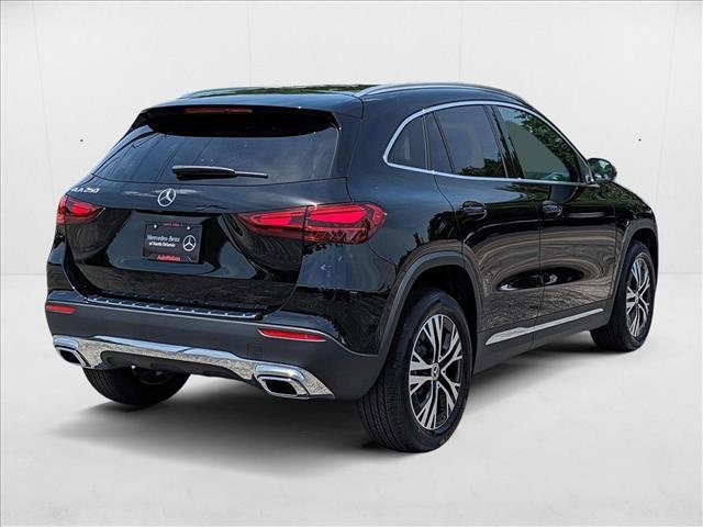 Photo of 2025 Night Black Mercedes-Benz GLA 250