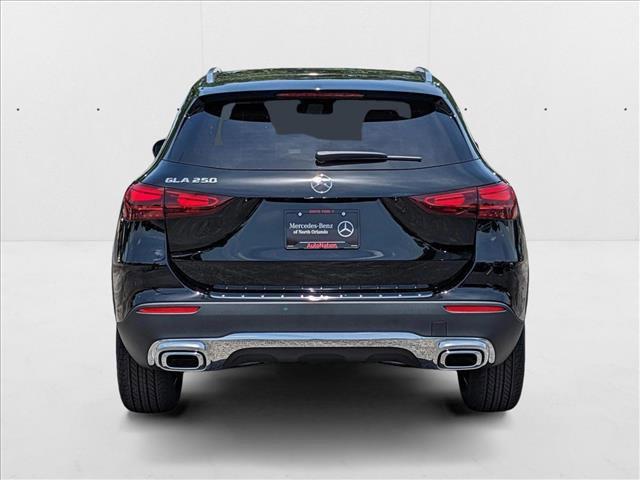 Photo of 2025 Night Black Mercedes-Benz GLA 250