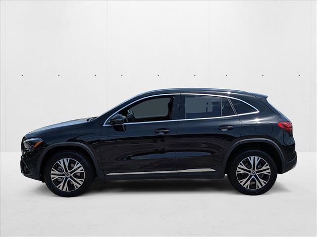 Photo of 2025 Night Black Mercedes-Benz GLA 250