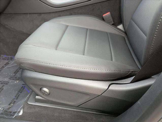 Photo of 2025 Black Mercedes-Benz GLE 350