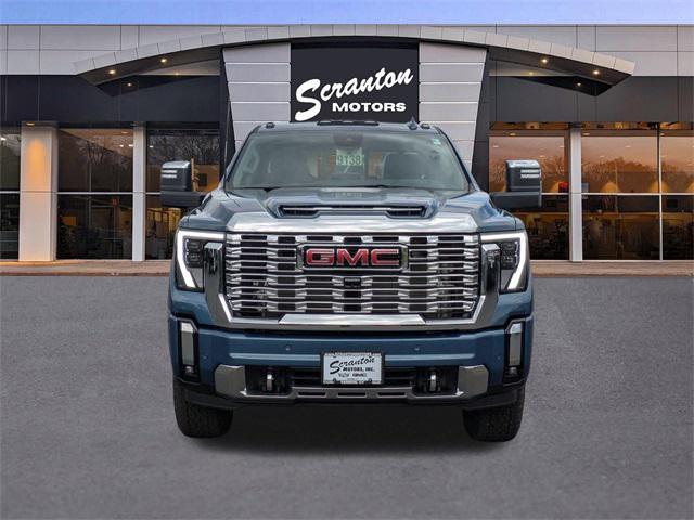 Photo of 2025 Downpour Met GMC Sierra 2500