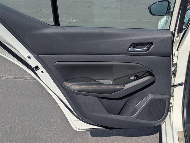Photo of 2025 Pearl White Tricoat Nissan Altima
