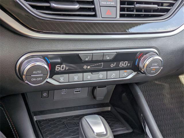 Photo of 2025 Pearl White Tricoat Nissan Altima