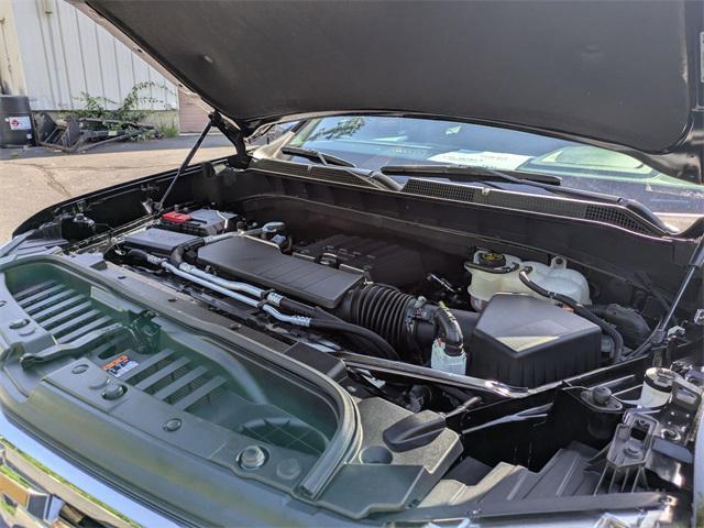 Photo of 2022 Black Chevrolet Silverado 1500