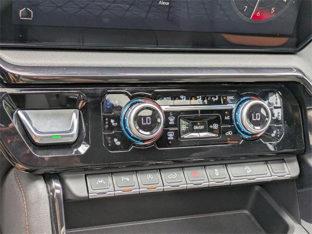 Photo of 2024 Summit White GMC Sierra 1500