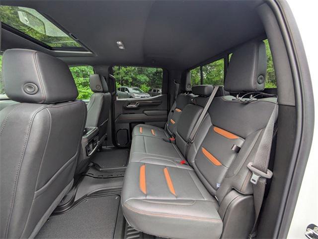 Photo of 2024 Summit White GMC Sierra 1500