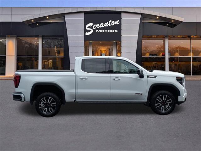 Photo of 2024 Summit White GMC Sierra 1500