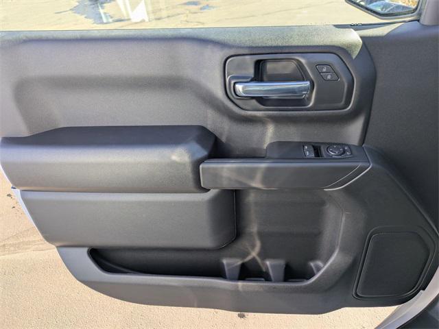 Photo of 2025 Summit White GMC Sierra 1500